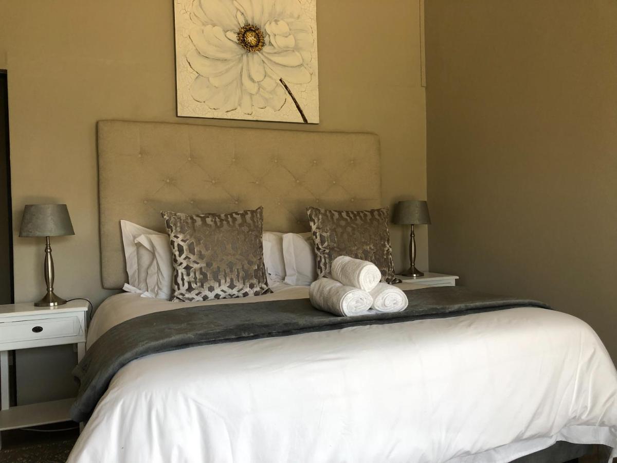 Lola'S Self Catering Accommodation Clarens Eksteriør billede